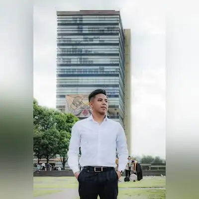 毛荷茹